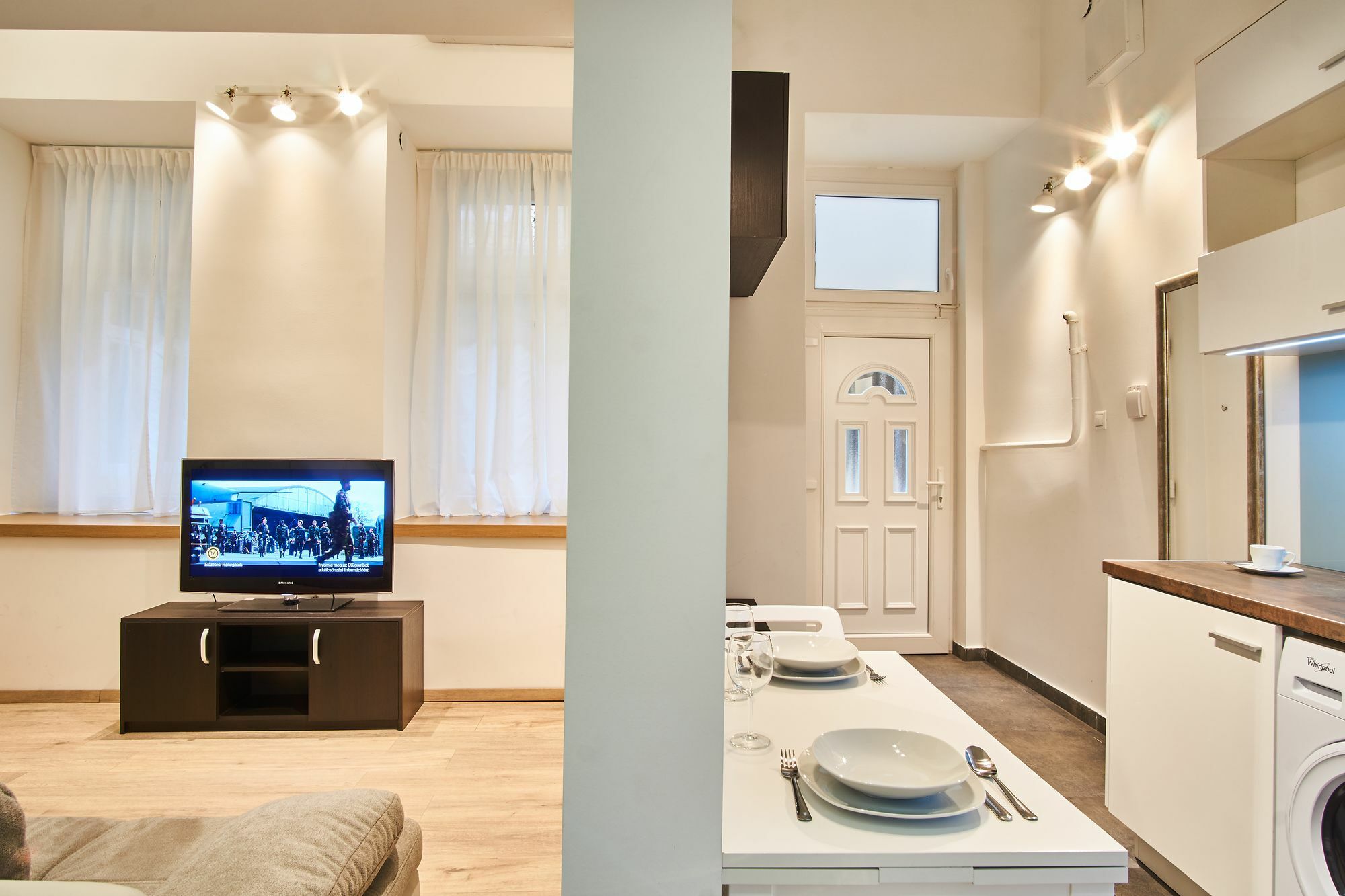 V27 Apartment | Hostaid بودابست المظهر الخارجي الصورة